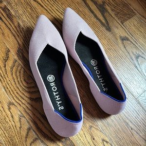 Rothy’s The Point Flat size 8.5 pale pink